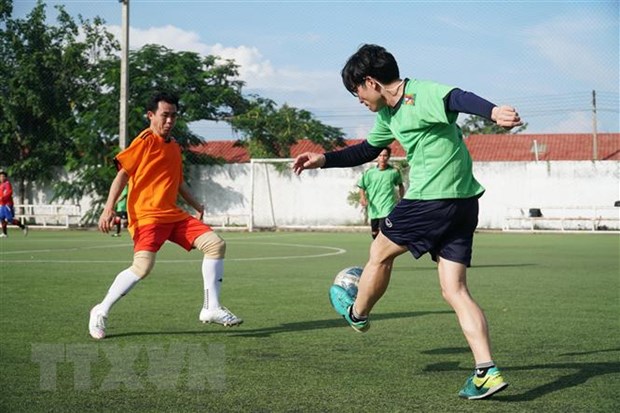 Giao lưu bóng đá hữu nghị chào mừng Năm Đoàn kết hữu nghị Việt-Lào